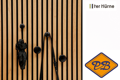 Afbeeldingen van Ter Hürne livingwall function houten knop Björn zwart (per set = 2 stuks rond 40mm + 2 stuks rond 60mm)